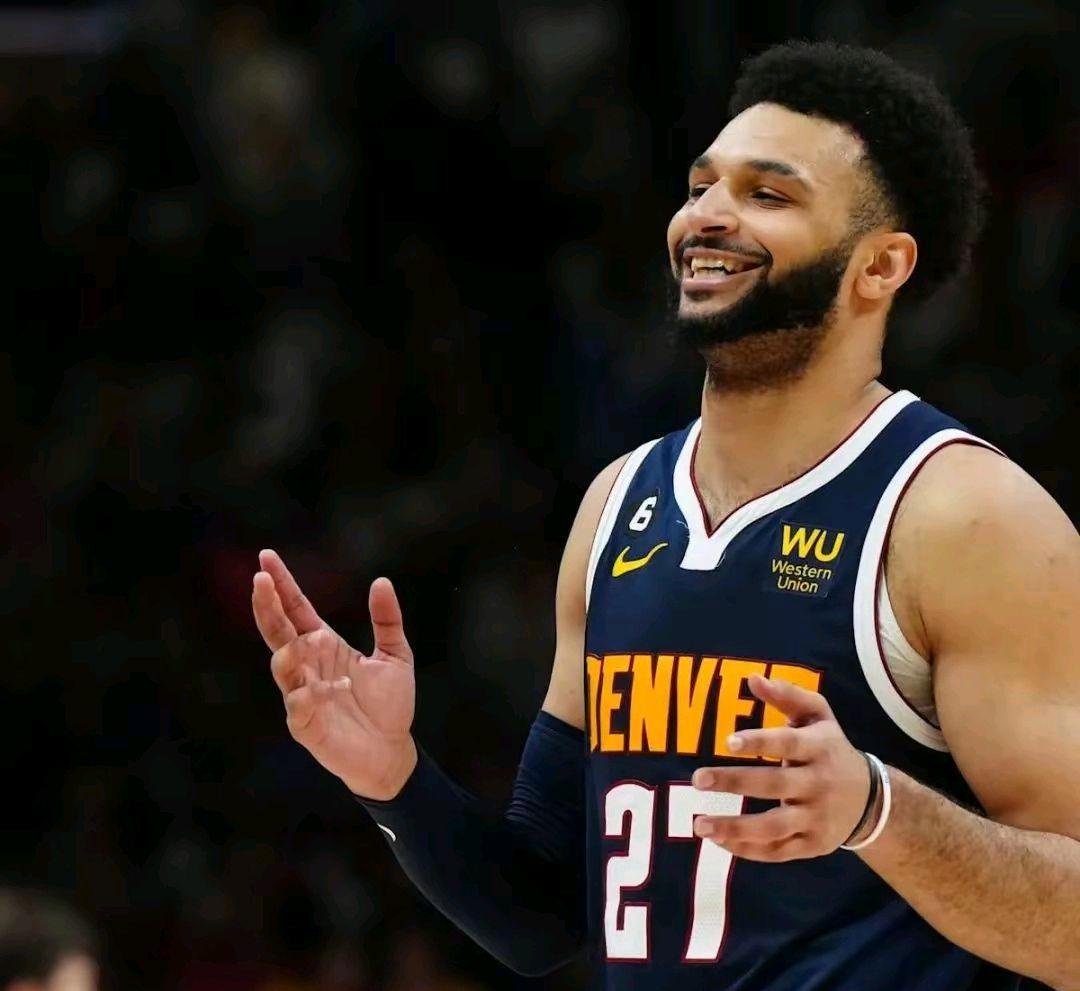 穆雷焦点对战,字母哥与80激战篮网分钟,夺冠胜负难料!赢得满堂喝彩 穆雷焦点对战,字母哥与80激战篮网分钟,夺冠胜负难料!赢得满堂喝彩