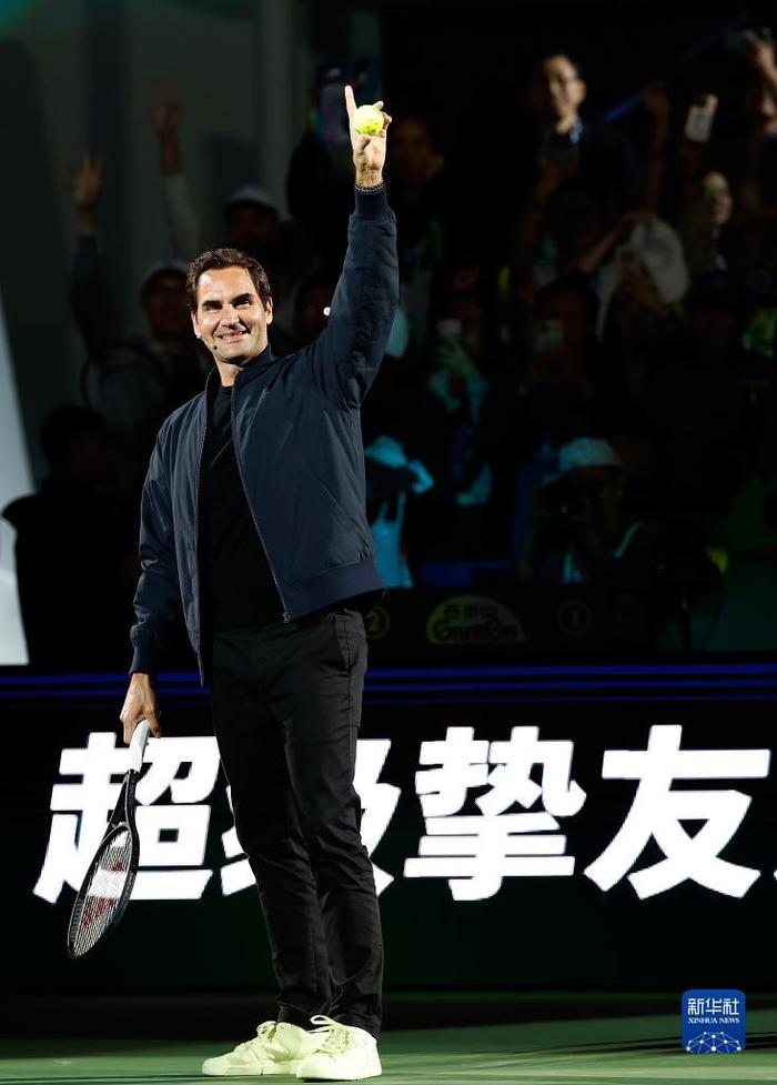 开云体育官网-比赛规则变更首场状态出色，快船观众沸腾！，费德勒重返赛场气势如虹延续-开云体育官网