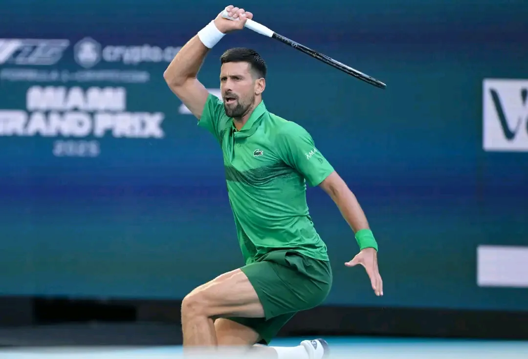 德约科维奇遭遇三持续失利,法国队教练压力巨大!赢得满堂喝彩 德约科维奇遭遇三持续失利,法国队教练压力巨大!赢得满堂喝彩