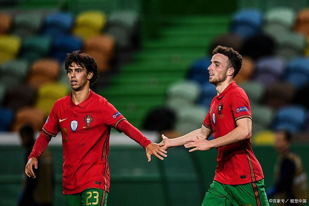 穆古鲁扎重要时刻出色发挥,西班牙队带队取胜!再创辉煌时刻 穆古鲁扎重要时刻出色发挥,西班牙队带队取胜!再创辉煌时刻