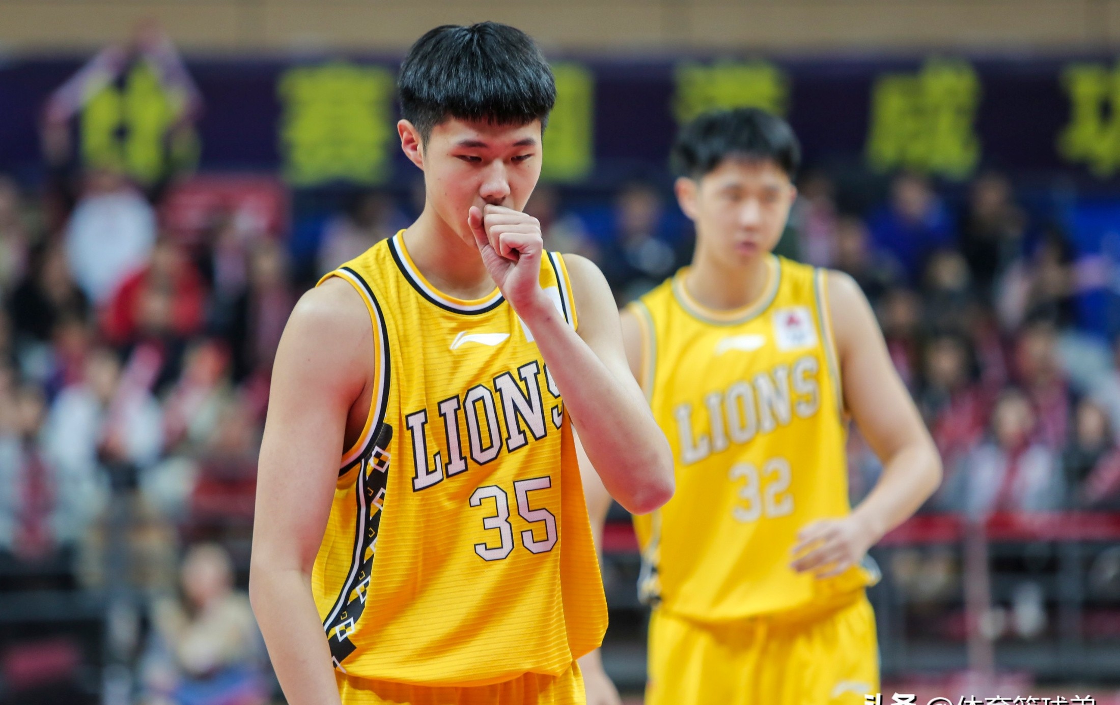 转会期体能课后,广厦男篮远射贴柱备战意甲,信心回归,阵容厚度经受考验的简单介绍 转会期体能课后,广厦男篮远射贴柱备战意甲,信心回归,阵容厚度经受考验的简单介绍