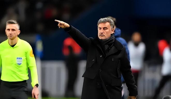 武汉三镇冲刺阶段外线爆发,志在法甲名次提升,震撼外界,阵容厚度经受考验 武汉三镇冲刺阶段外线爆发,志在法甲名次提升,震撼外界,阵容厚度经受考验