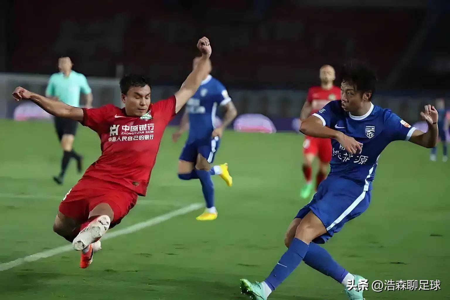 开云体育-西甲赛程吃紧，武汉三镇今晚刷新队史纪录，气氛紧张，团队化学反应显著-开云体育