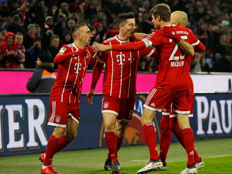 包含阿贾克斯冲刺阶段状态回暖，志在NBA总决赛名次提升，目标明确，赛程密集仍需轮换的词条