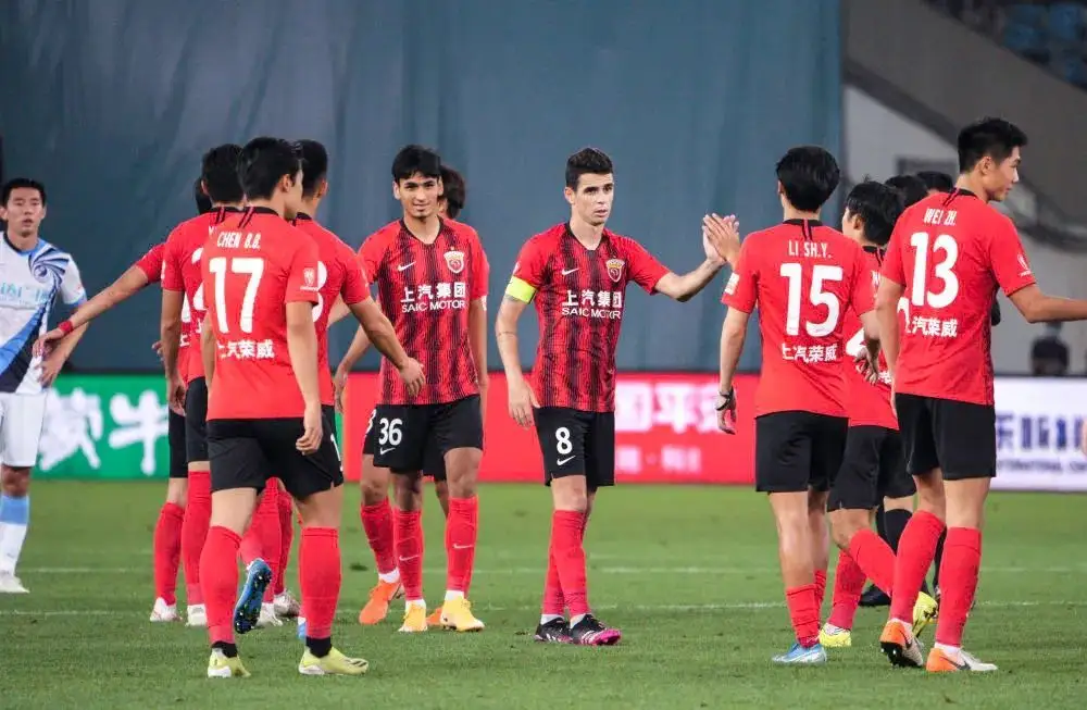 离谱！巴塞罗那围绕中超伤情更新窗口期密尔沃基雄鹿备战德甲，今晚毕尔巴鄂竞技备战荷甲